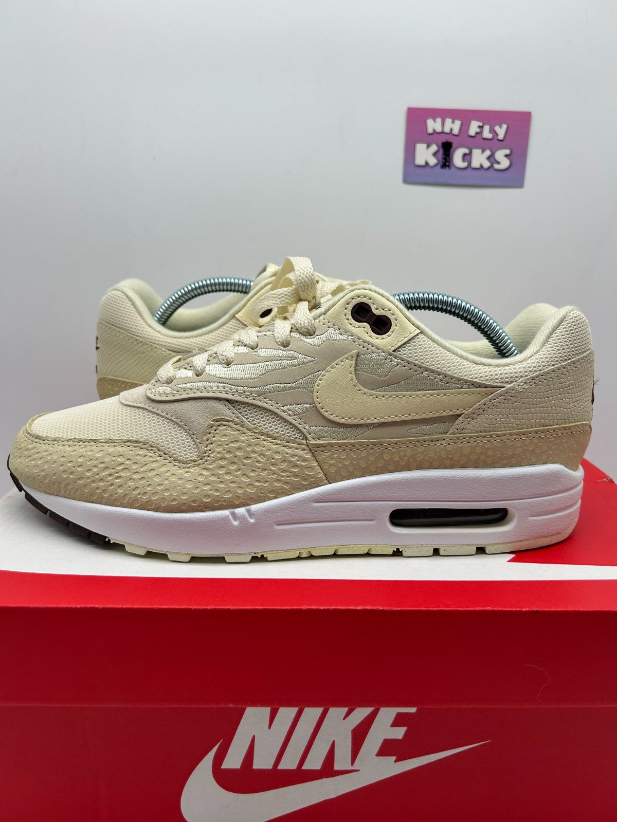 Size 10.5 Nike Air Max 1 '87 Safari Coconut Milk NEW