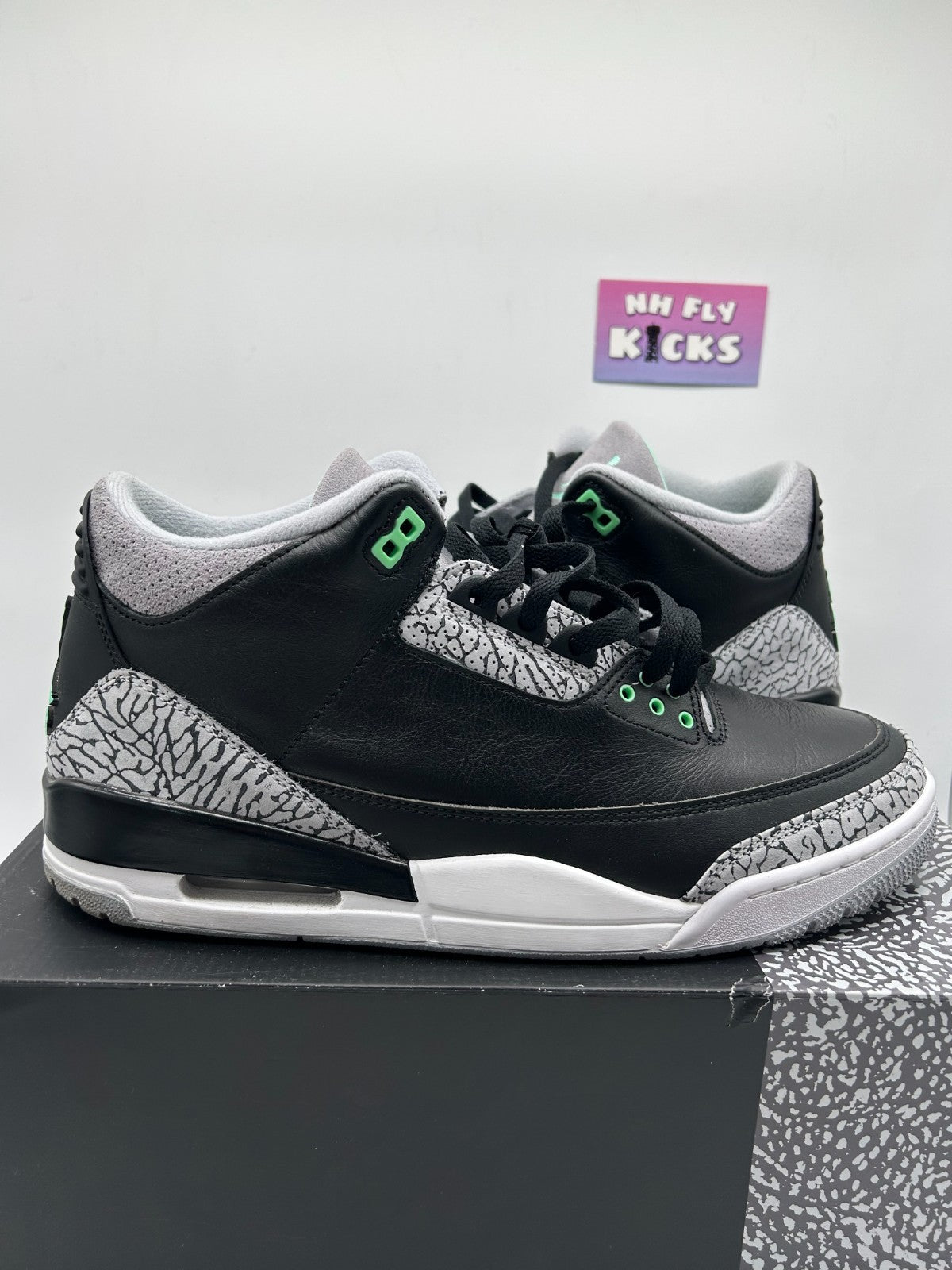Size 12 Air Jordan 3 Retro Black/Green Glow-Wolf Gray
