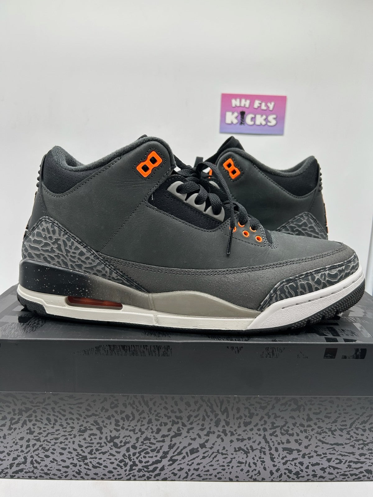 Air Jordan 3 Fear (2024) Size 10.5 (WITH BOX)