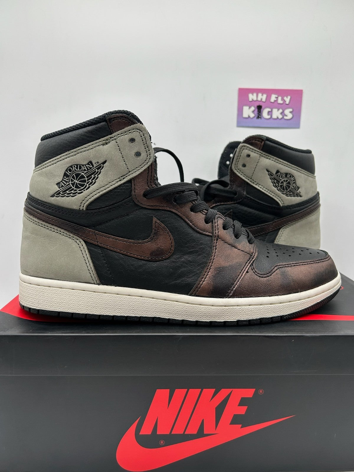 Jordan 1 High Light Army Rust Shadow Patina Size 10.5 (WITH BOX)