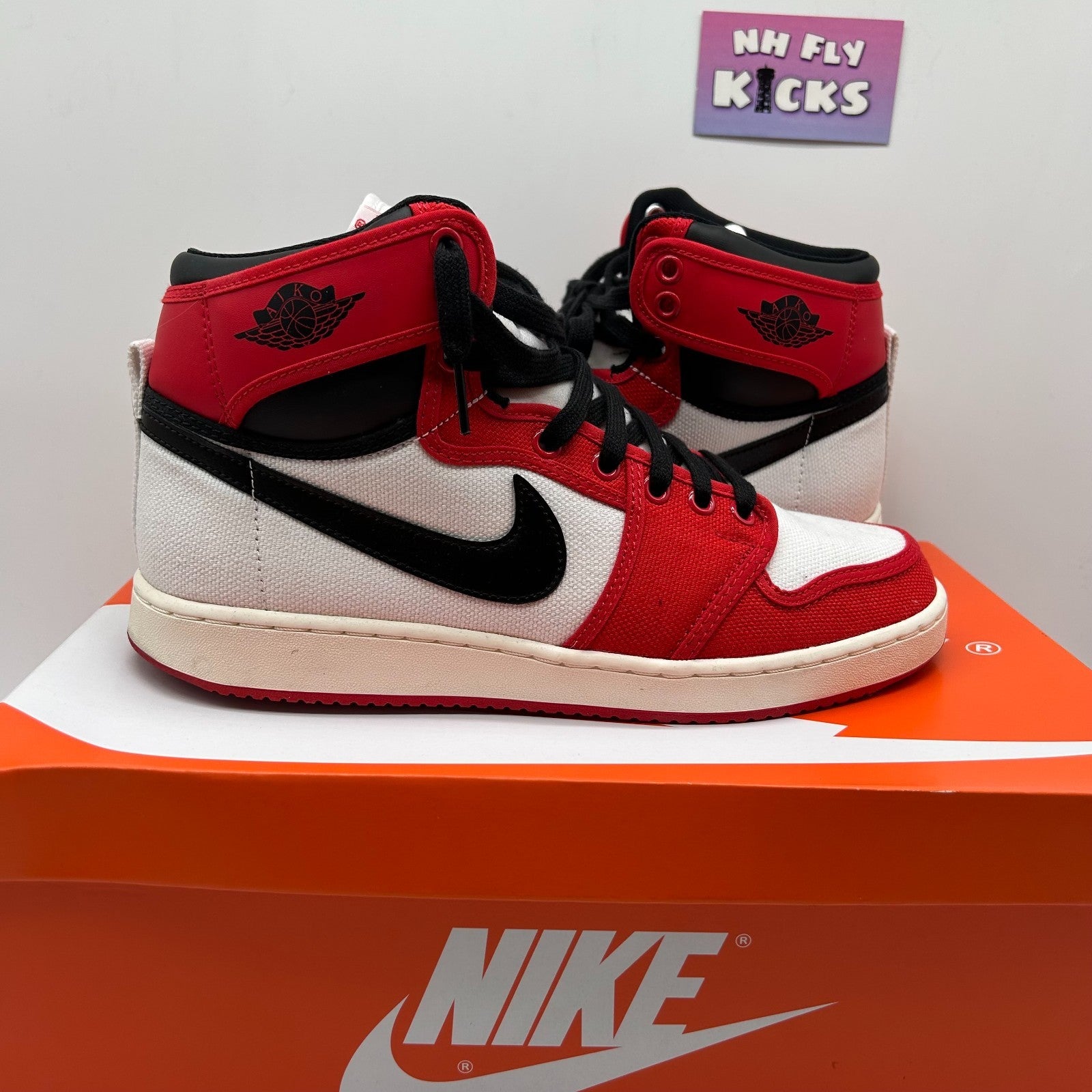 Size 8.5 Nike Air Jordan AJKO 1 Chicago White University Red-Black