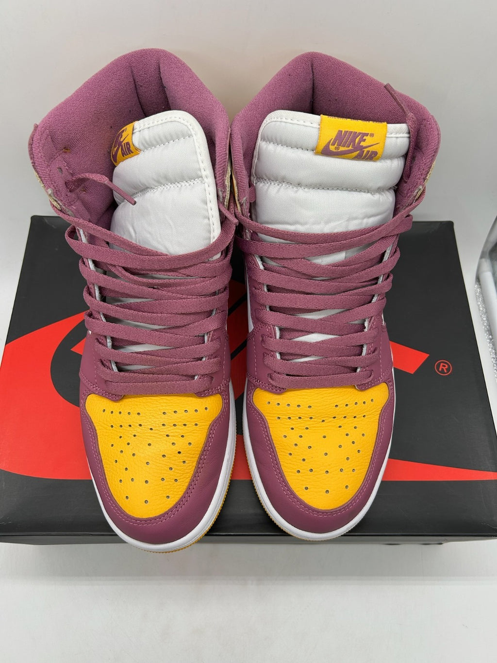 Air Jordan 1 High Brotherhood Size 10.5 (WITH REPLACEMENT BOX)