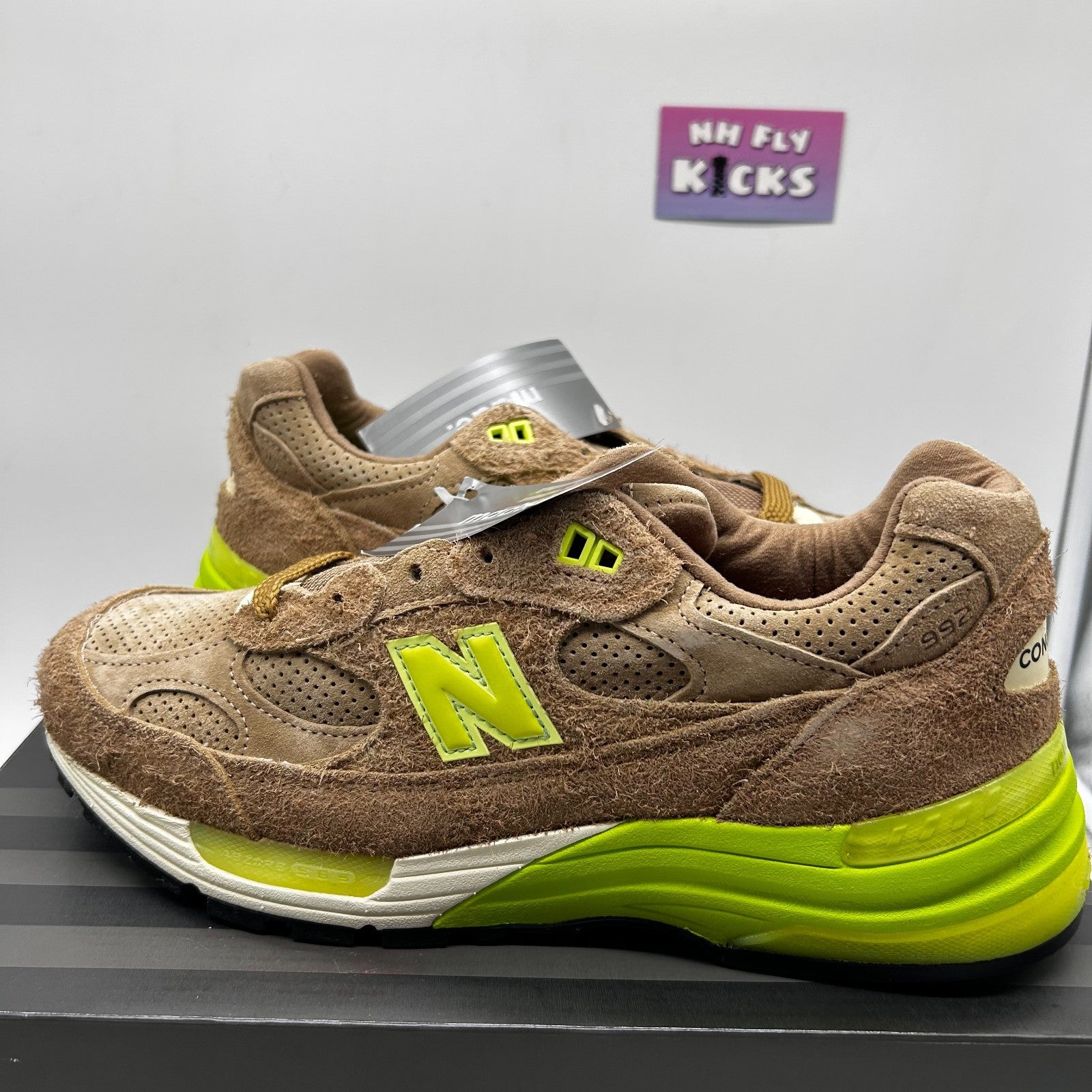 Size 9D New Balance x Concepts 992 Low Hanging Fruit Tan/Lime NEW