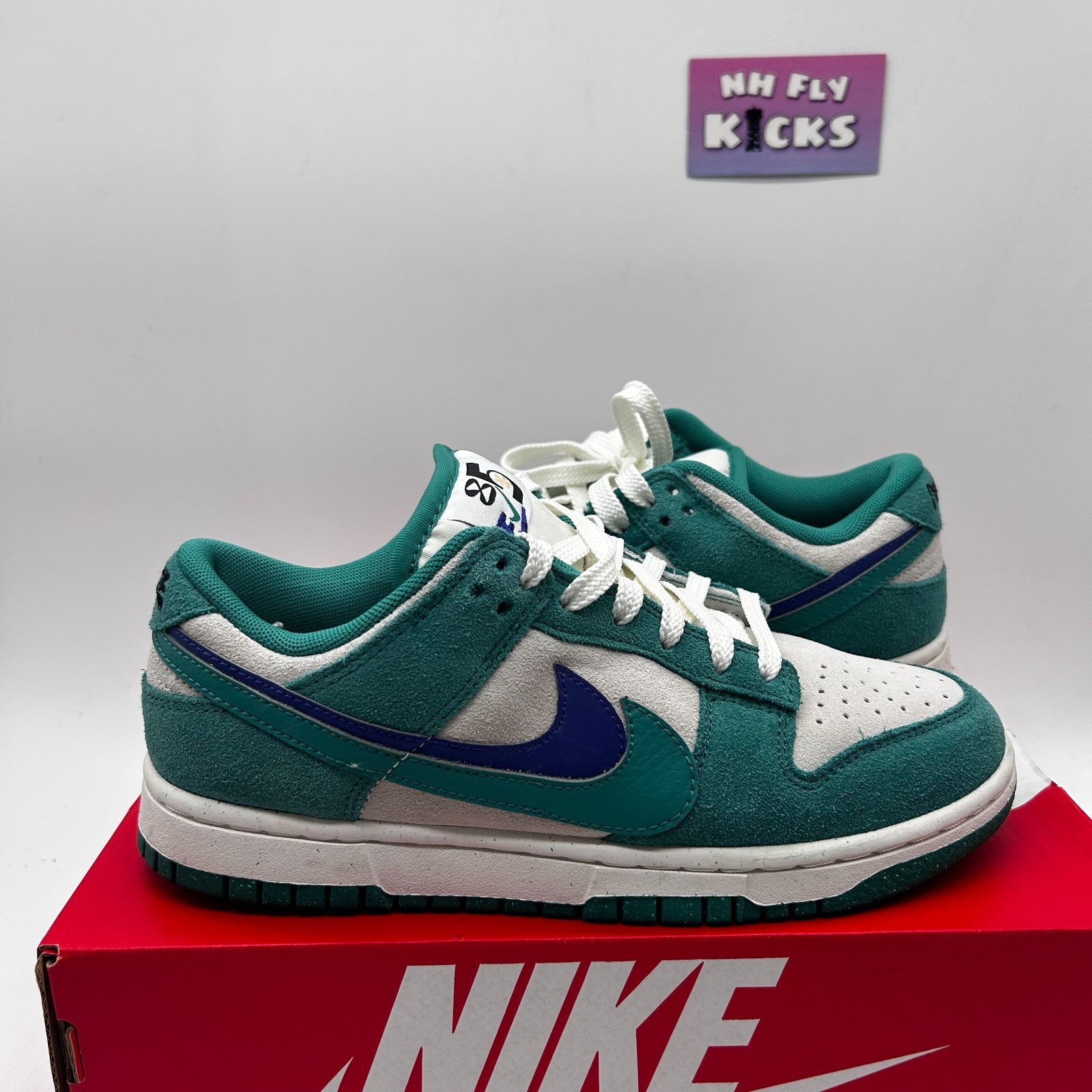 Size 7 Nike Dunk Low SE 85 Sail/Neptune Green-Lapis