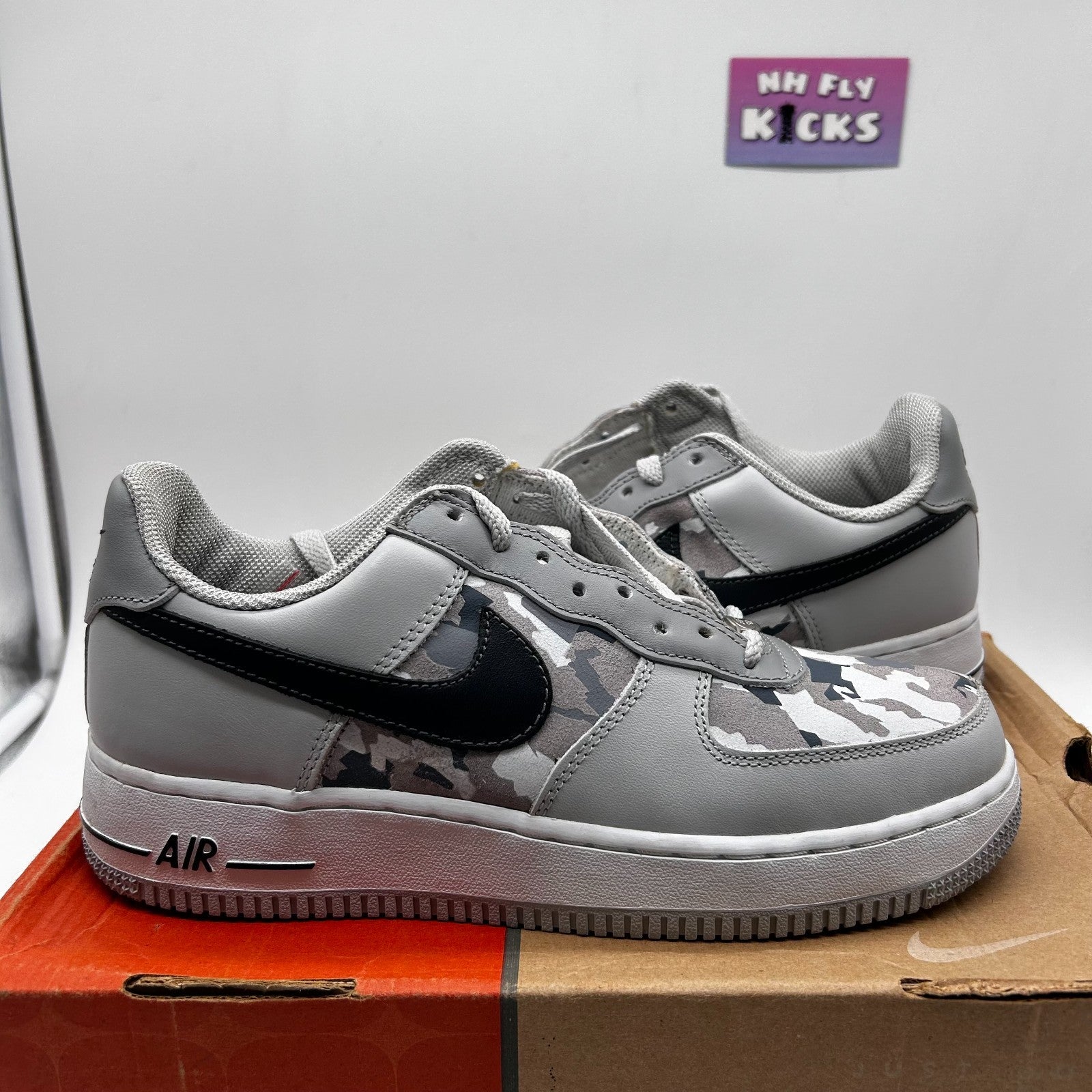 Size 7.5 Nike Air Force 1 Premium Low Neutral Gray