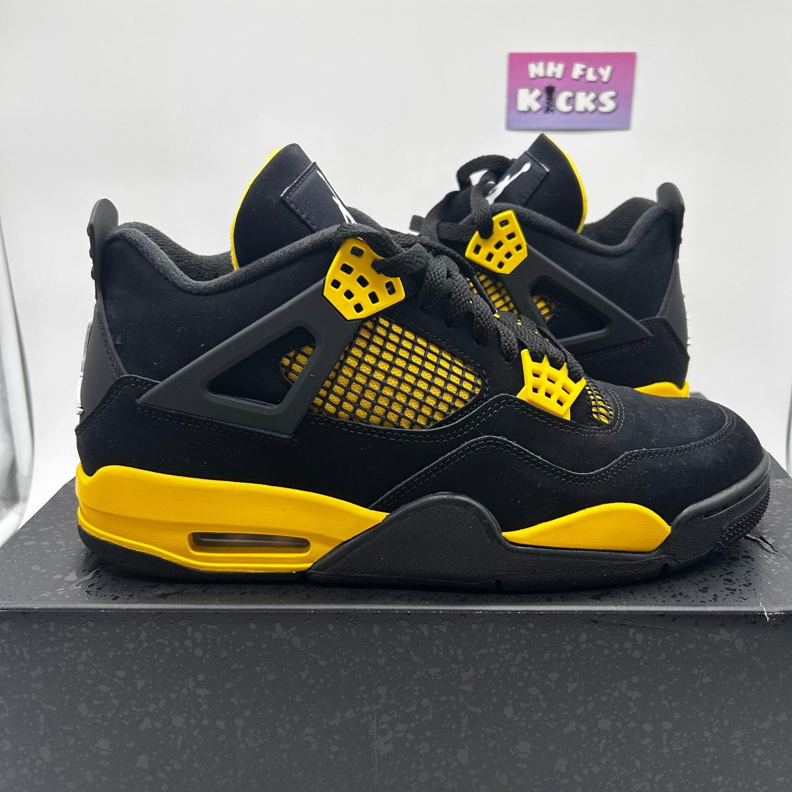 Size 9.5 Nike Air Jordan 4 Retro Black/White-Tour Yellow
