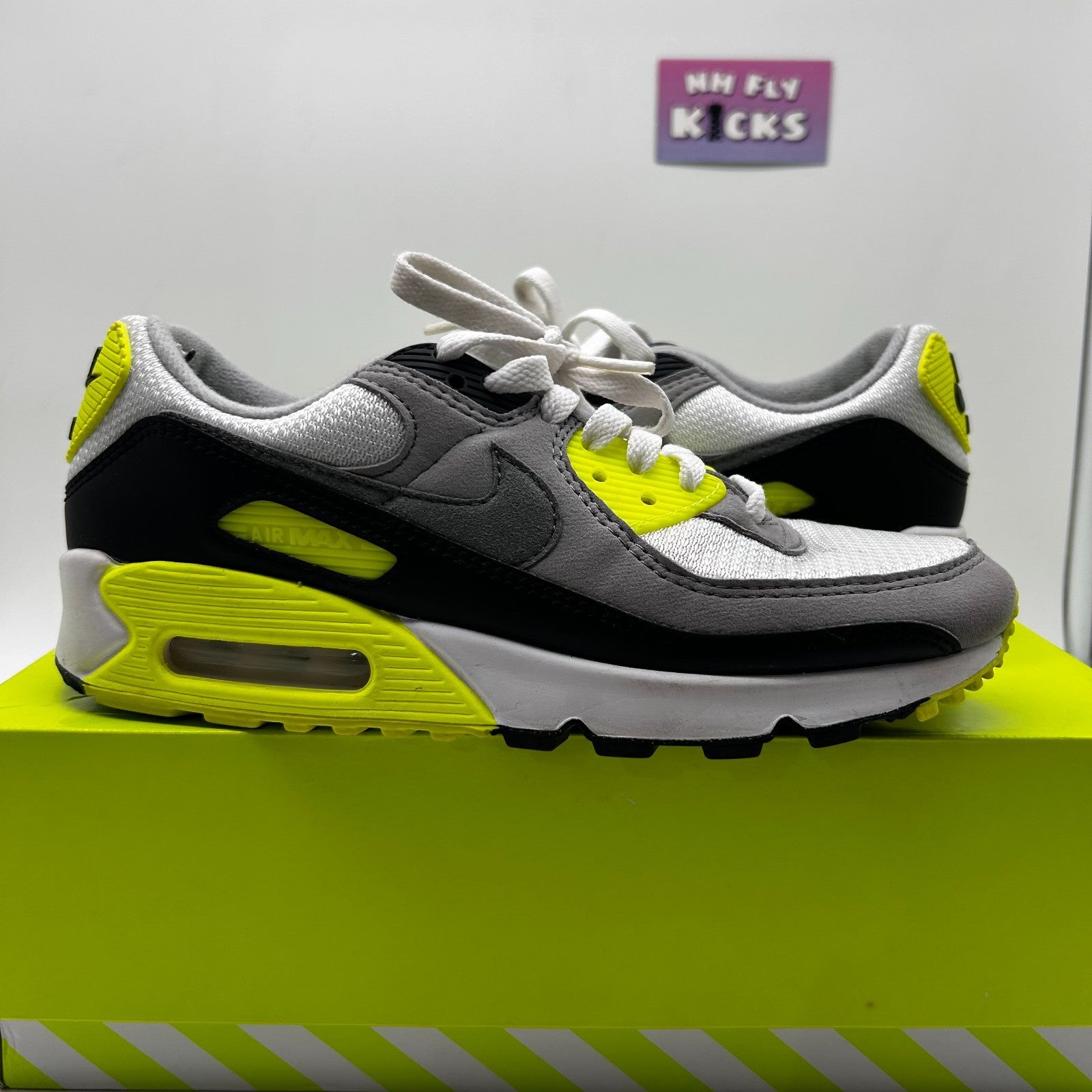Size 7 Nike Air Max 90 White/Particle Gray Volt-Black