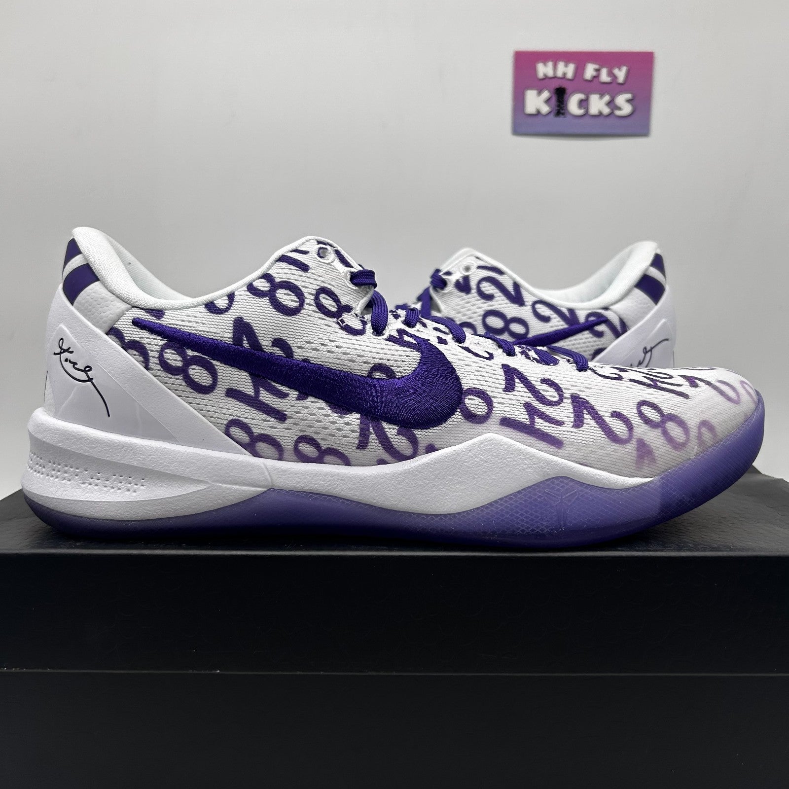 Size 9.5 Nike Kobe 8 Protro White/Court Purple-White