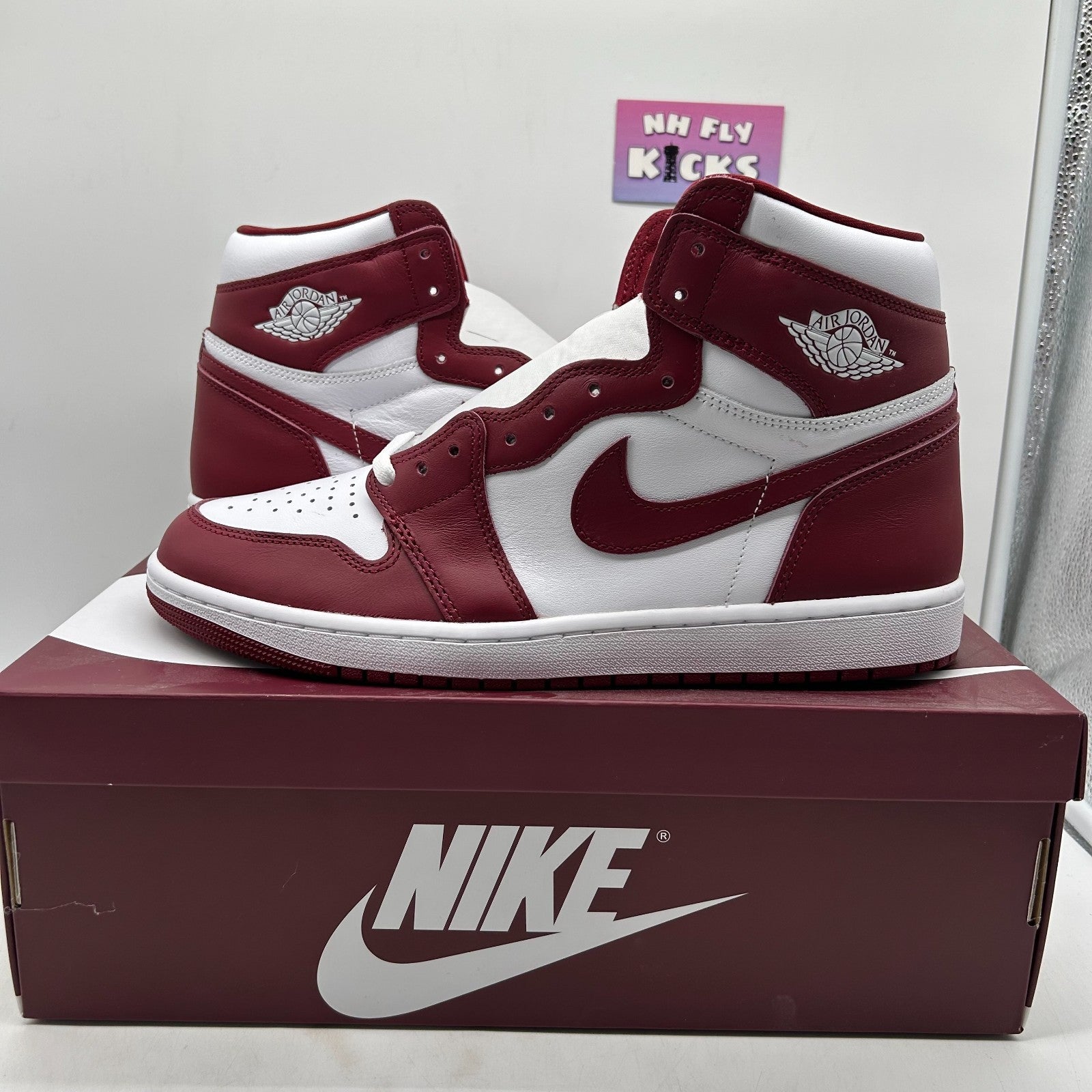 Size 12 Nike Air Jordan 1 Retro High OG Mauve White/Team Red New